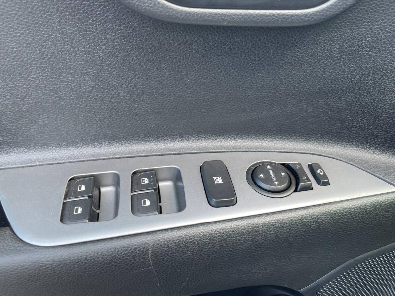 KIA Stonic d’occasion à vendre à SALLANCHES chez GARAGE DU LAC (Photo 18)